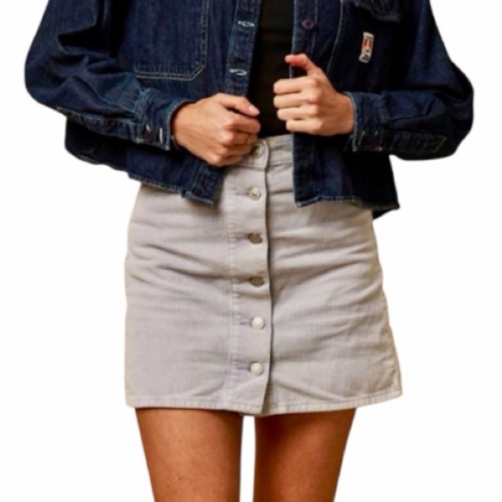 LEVIS FRESH COLLECTION, NWT, HI-RISE CORDUROY MINI-SKIRT. SIZE 27